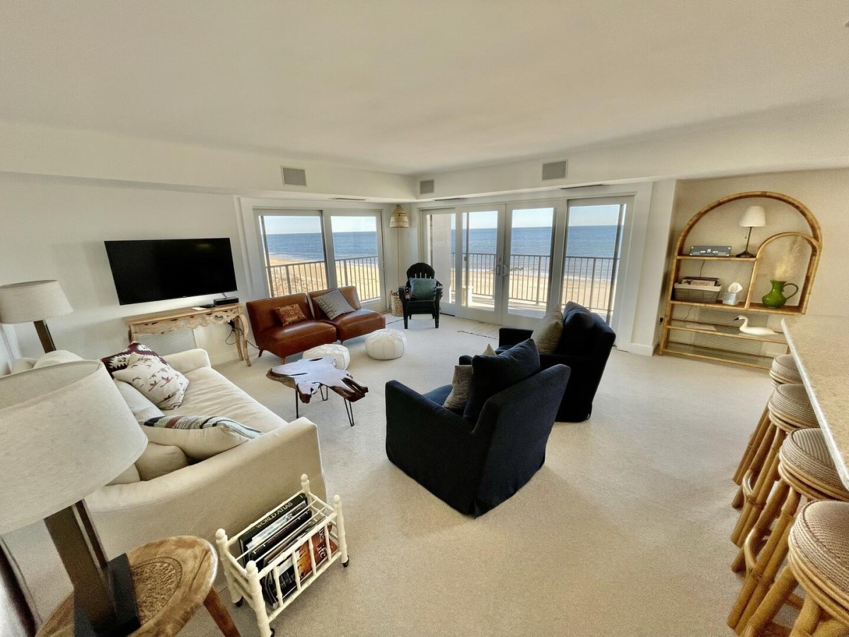 Henlopen Unit 302