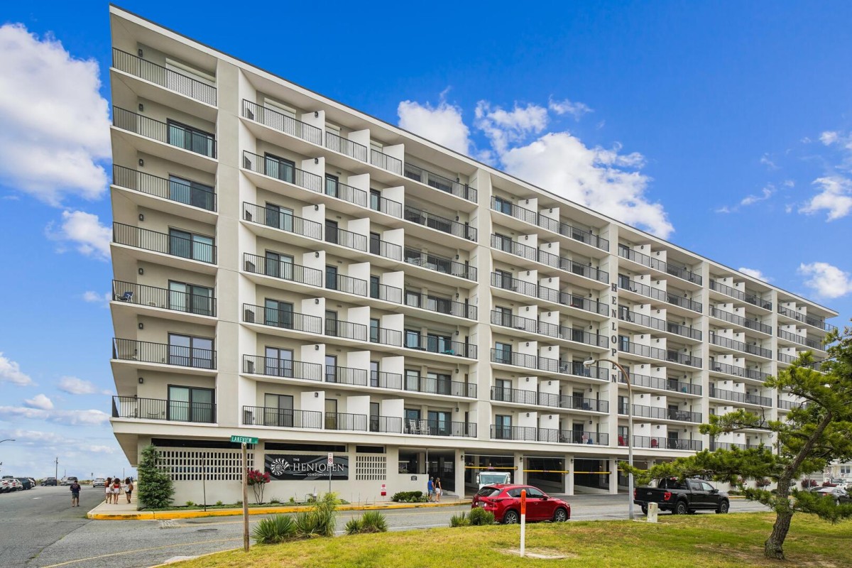 Henlopen Unit 215