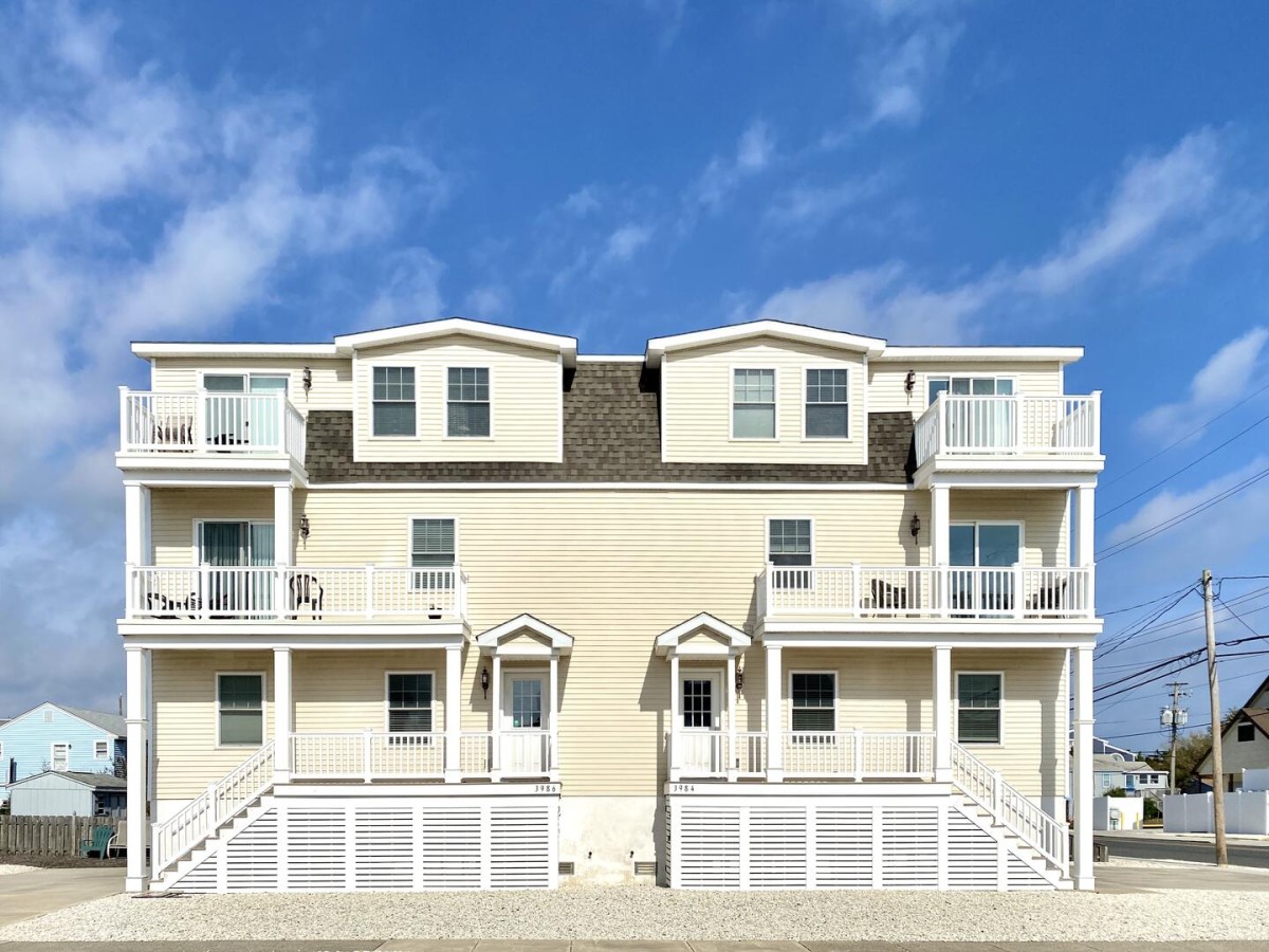3986 Ocean Drive