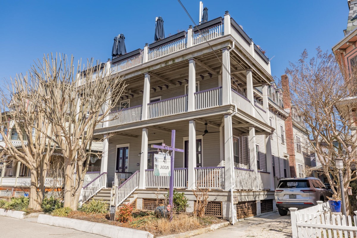 41 Jackson St. #1