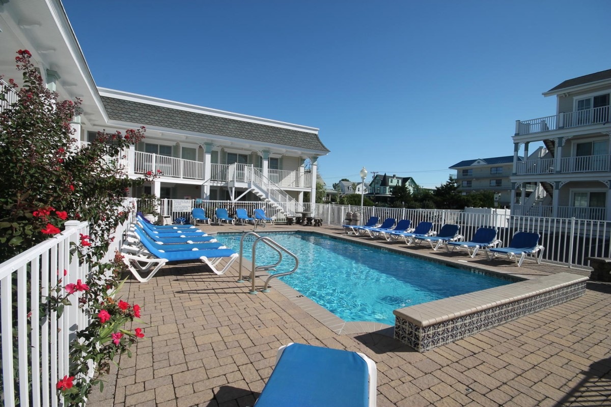 211 Beach Ave Unit 5