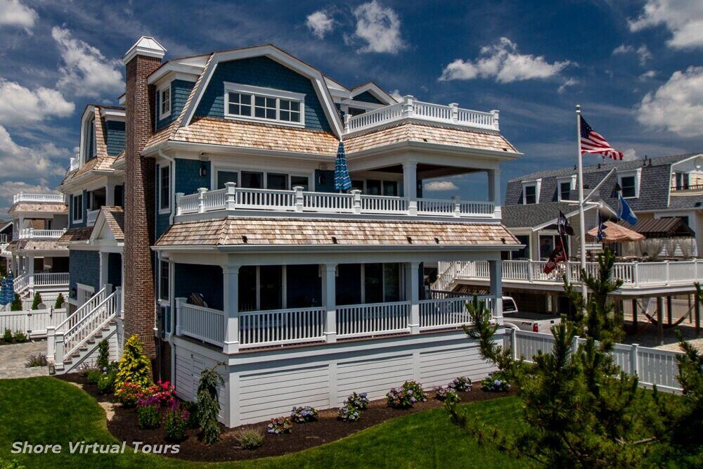 exterior of Avalon vacation home rental